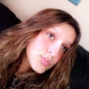 Meet your Posher, Maegan